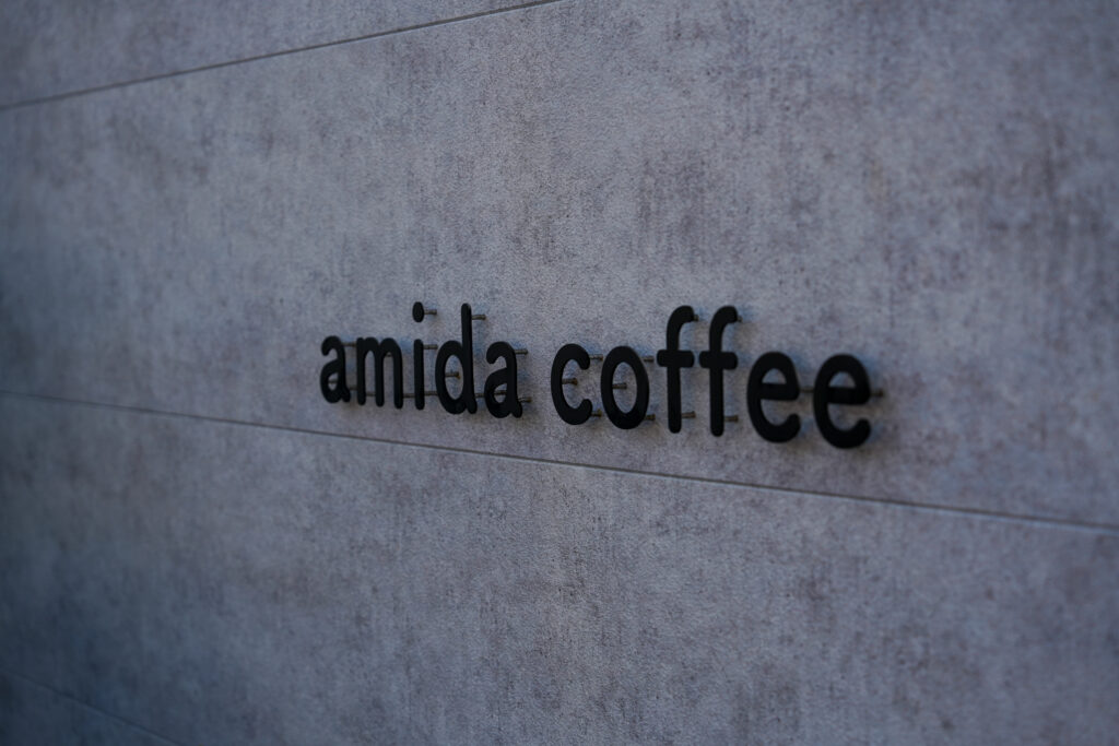 高岡大仏とamida coffee